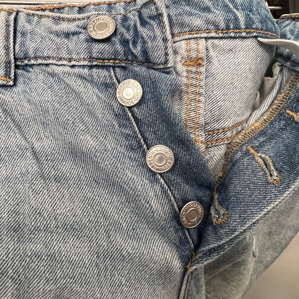 Blue Ripped Denim Jeans - Picture 4 of 4